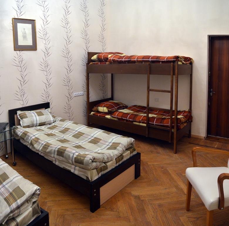 Griboedov Hostel & Suites Tbilisi Room photo